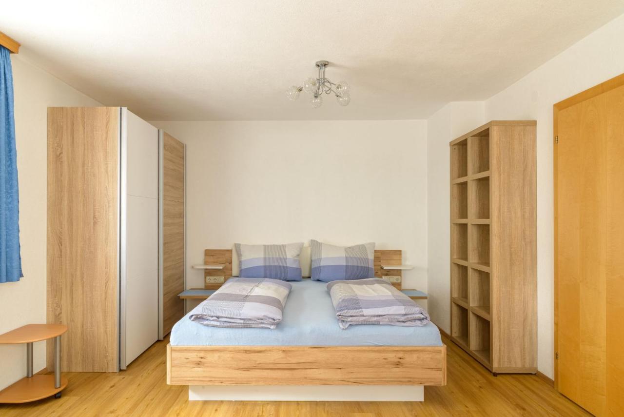 Apartamento Haus Schimpfoessl Flirsch Exterior foto